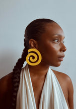 Load image into Gallery viewer, Ahsia
